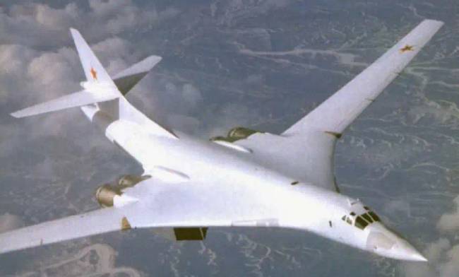 Miért tartják a Tu-160-at a világ egyik legveszélyesebb repülőgépének?