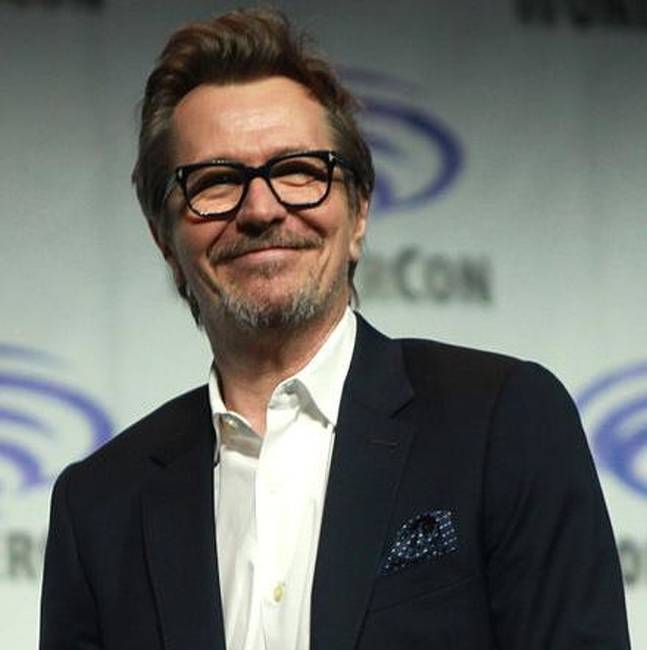 Gary Oldman (napjaink egyik legnépszerűbb brit színésze) olyan rossz színész volt annak idején, hogy nem nyert felvételt a brit filmművészeti akadémiára.