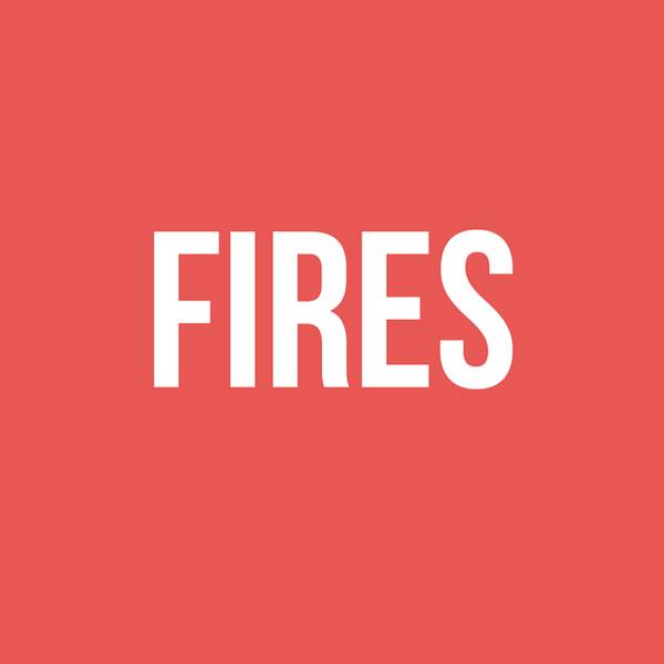 Az van a képre írva, hogy "FIRES".