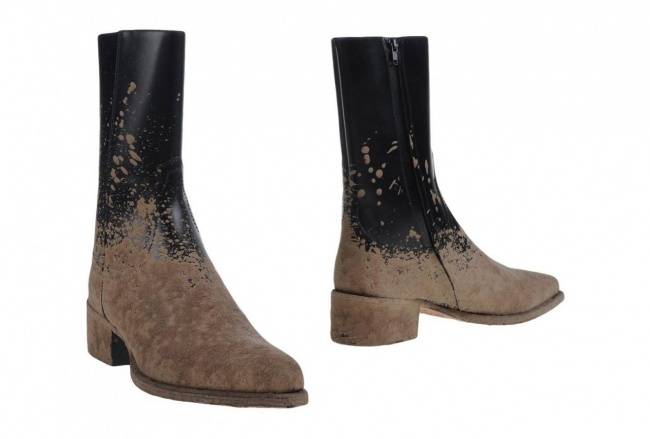 Direkt sárfoltos Dsquared² csizma - 380 ezer forint.