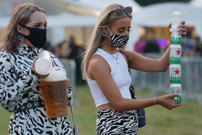 Modern valóság: így nézhetnek majd ki a fesztiválok és a koncertek jövőre
