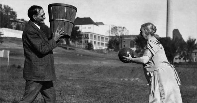 James Naismith, a kosárlabda feltalálója, és az ő felesége.
