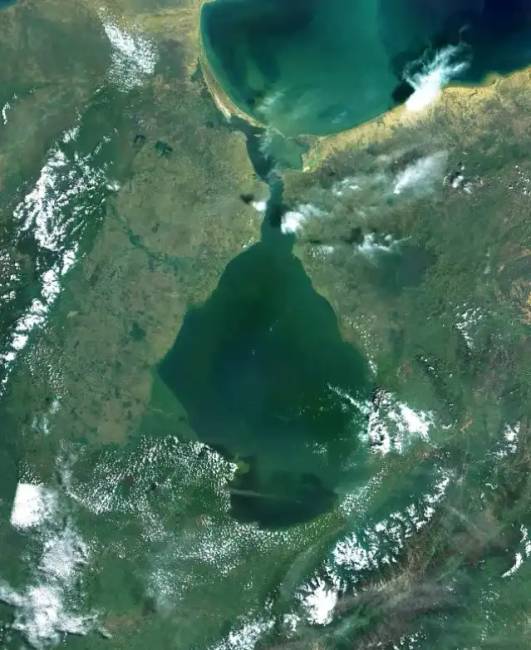 A Maracaibo-tó műholdfelvétele. | Forrás: Wikipédia