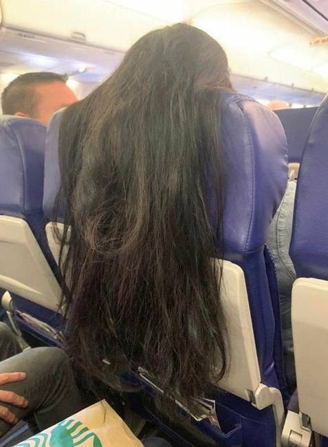 Rapunzel leengedte a haját.