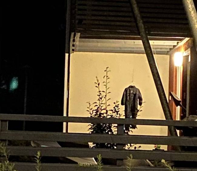 „A szomszédom felakasztva szárította a gyermeke ruháját. Majdnem szívrohamot kaptam, amikor megláttam a kocsiból."