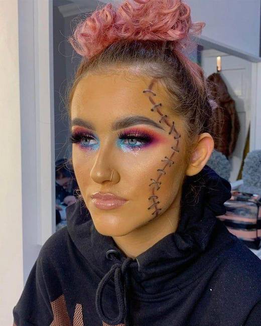 Halloweenre kevés, az év többi napjára pedig túl sok.