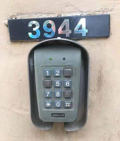 Nem túl nehéz kitalálni, hogy mi lehet a kód.