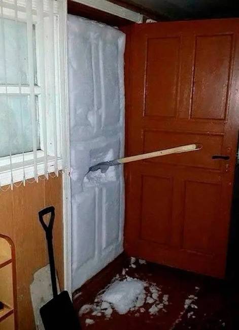 Munkából hiányzó emberek 6