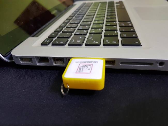 A pendrive-ok, amiket gondosan úgy terveztek, hogy még véletlenül se férjen be melléjük semmi más.