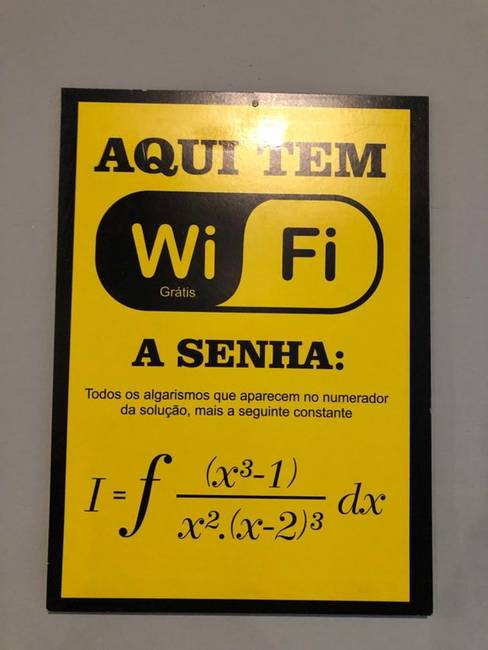 Ennek a brazil hamburgeresnek a Wi-Fi jelszavához meg kell oldani egy egyenletet.
