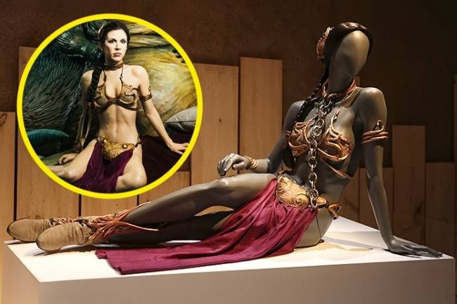 Carrie Fisher "Csillagok háborúja" című filmben viselt ruhája - $96,000 (~24,3 millió forint)