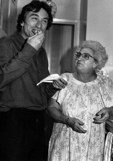 Robert De Niro és Catherine Scorsese (Martin Scorsese anyja), a 80-as években.