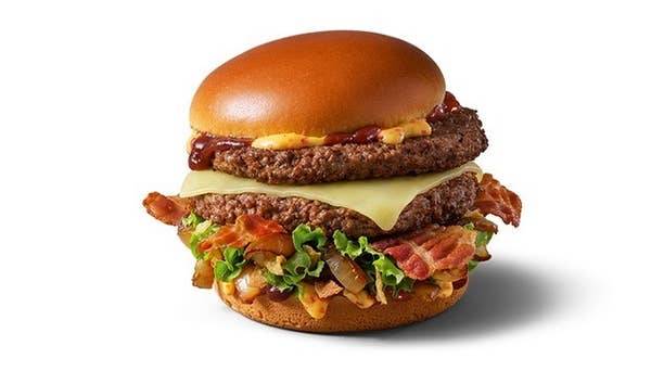 Végezetül, vajon melyik országban kapható ez a bitang méretű Chili-Cheese BBQ hamburger?