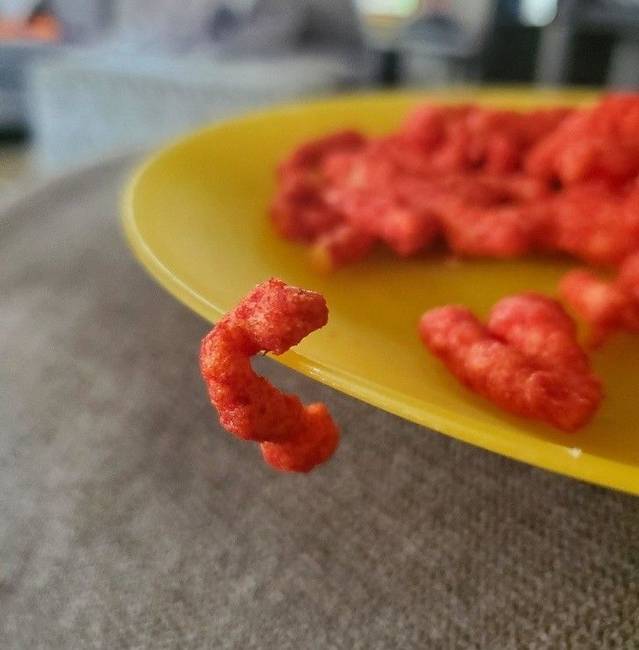 Lebegő Cheetos.