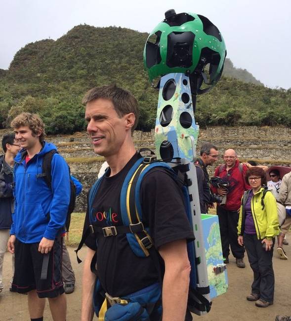 „Ma a Machu Picchu-nál jártam és láttam egy embert, aki képet készített a Google Térképhez."
