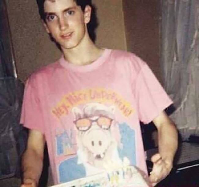 Eminem 1990-ben, a 18. születésnapján.