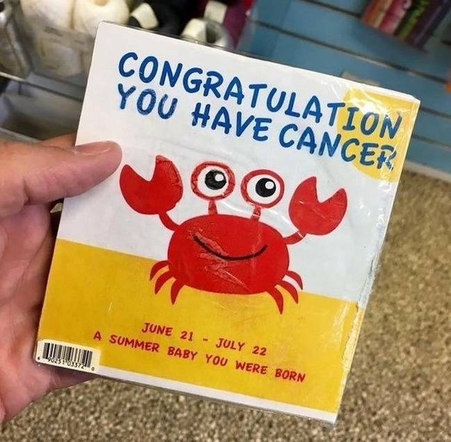 „Gratulálunk, rákod van!" - mondja ezt ez az egyébként aranyos újszülött üdvözlőkártya.