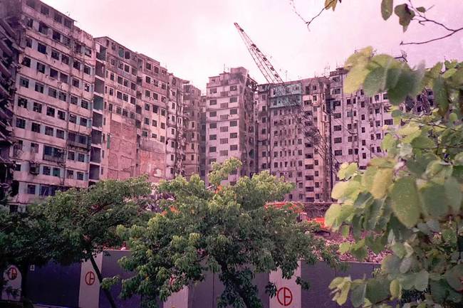 Kaulung házak bontása