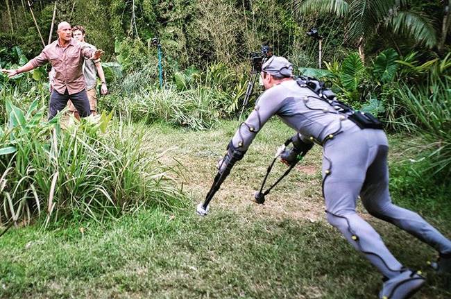 Ahhoz, hogy egy gorillát imitálj, néha neked is gorillának kell lenned. (Jumanji – Vár a dzsungel)