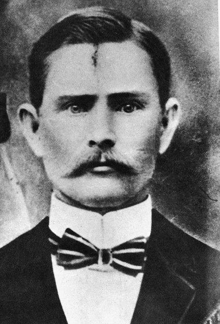 jesse james 435x640