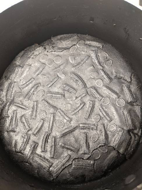 „Elfelejtettem, hogy odaraktam főni a vacsorát. Megint. Ez egyébként tészta volt.''