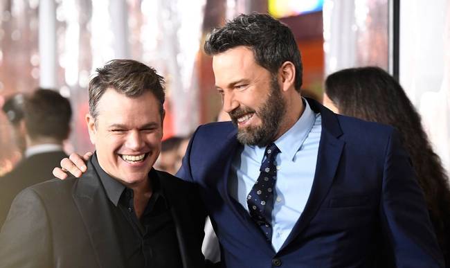 Ben Affleck és Matt Damon rokonok. A két színész barátsága nem csak egyszerűen az általános iskola padjáig vezet vissza, de közös ősük is van, William Knowlton, aki a 17. században érkezett Amerikába.