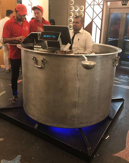 Pénztár egy étteremben.