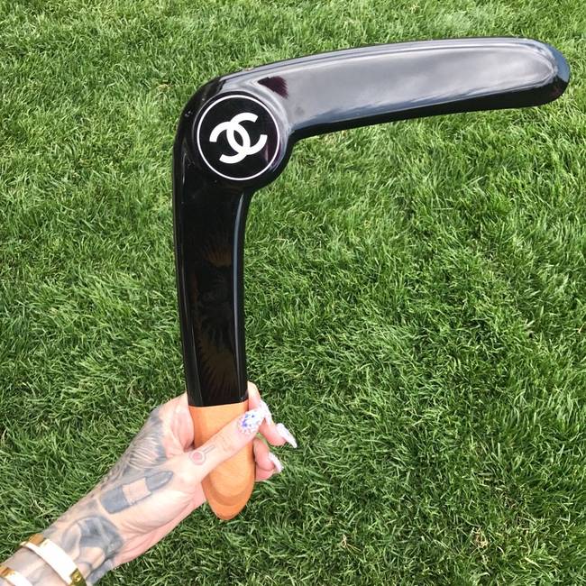 Chanel bumeráng - 534 ezer forint.