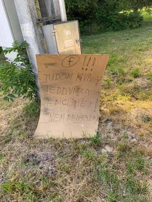 Tedd vissza, mert tudja!