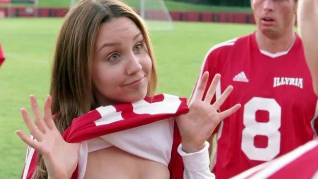 Jelenet a „Micsoda srác ez a lány!” című filmből (2006)