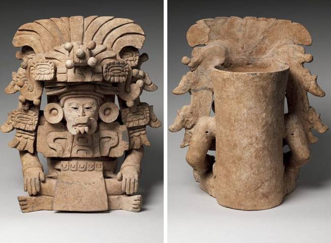 Temetési urna a mexikói Oaxacából. Időszámításunk előtt 500 és 1000 között készíthették.