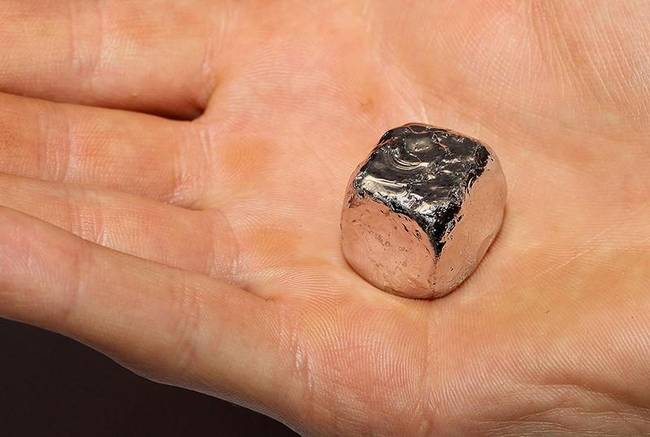 Ródium: 1270 dollár / 28 gramm