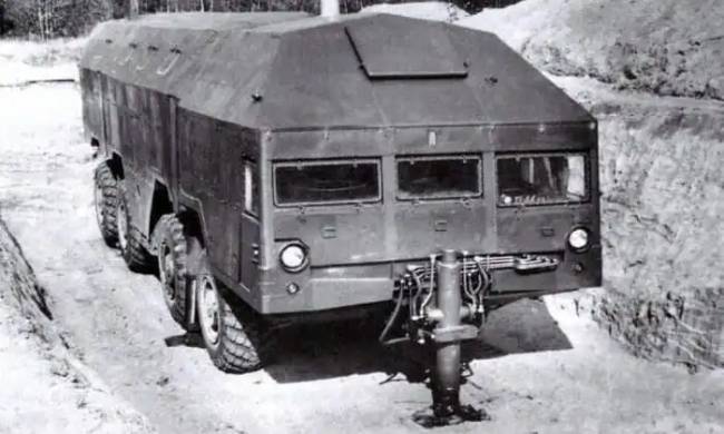 Redut – egy mobil bunker, amely a föld alá ásta magát