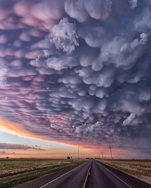 Csodálatos mammatus felhők Texas felett.
