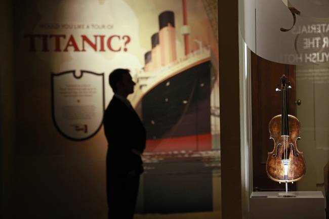 A Titanicon használt egyik hegedű - $1,700,000 (~430 millió forint)