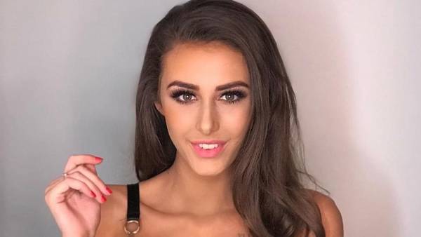 Chloe Veitch
