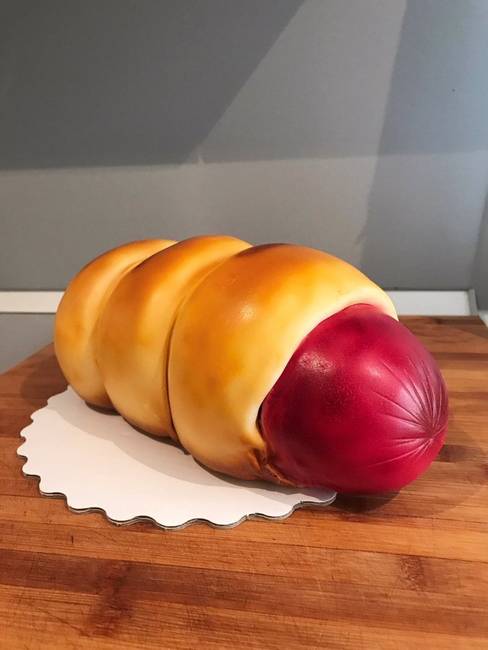 „Egy nap majd szép, színes virágokkal díszített tortát fogok rendelni. De nem ma."