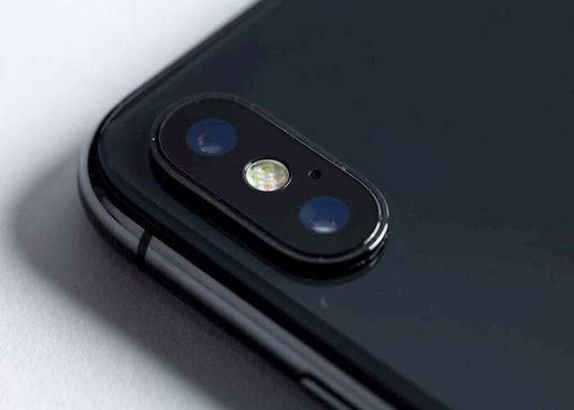 A gyerekek gyerekek lehettek, a felnőttek pedig szabadabbak, mivel nem léteztek még kamerás telefonok, hogy felvegyék, amit csinálunk és megszégyenítsenek a világ előtt.