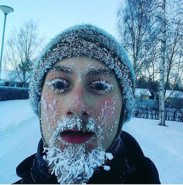 Így jár az, aki egy hideg téli reggelen futásra adja a fejét.