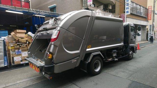 A japán kukáskocsik meglepően tiszták.