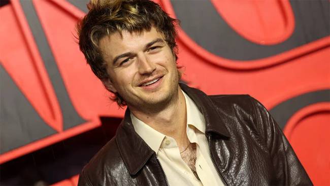 Joe Keery, a Stranger Things 33 éves sztárja.