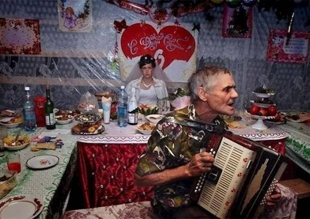 Nem úgy tűnik, mintha ez lenne az élete legszebb napja.