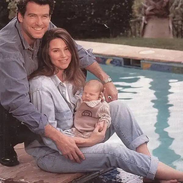 Pierce Brosnan, Keely Shaye Smith és első fiuk, Dylan Thomas.