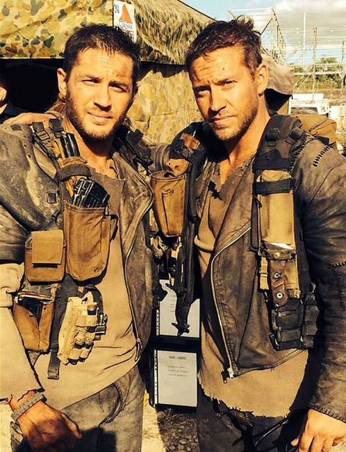 Tom Hardy és kaszkadőre a Mad Max forgatásán.