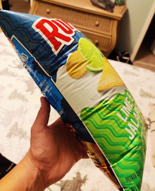 Ez történt a chips-szel, miután 122 méteres magasságból 1340 méteres magasságba vitték.