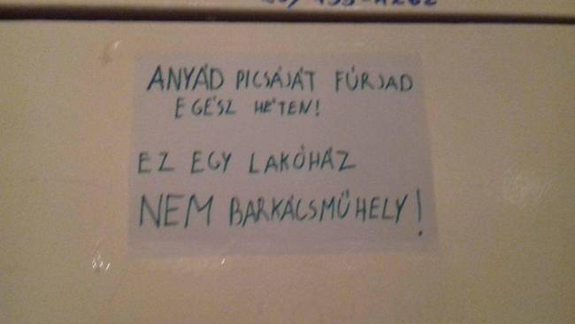 Tudd, hol a helyed.