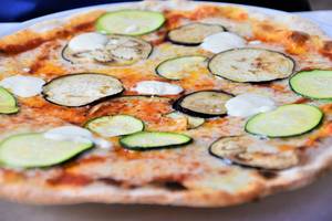 Cukkinis pizza
