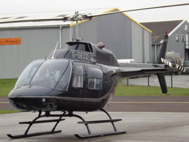Kerekek vs. csúszótalpak: Miért gurulnak a szovjet helikopterek, és miért „síelnek” az amerikaiak?
