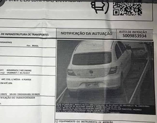 „Megbírságoltak gyorshajtásért, miközben egy tréleren szállították a kocsimat."