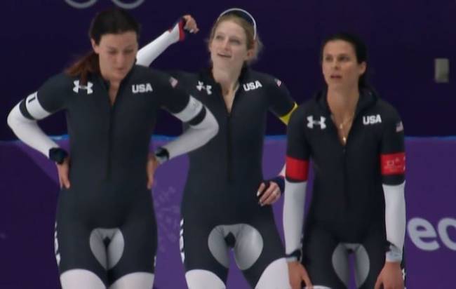 Lenne néhány kérdésünk ezeknek a sportdresszeknek a tervezőjéhez.